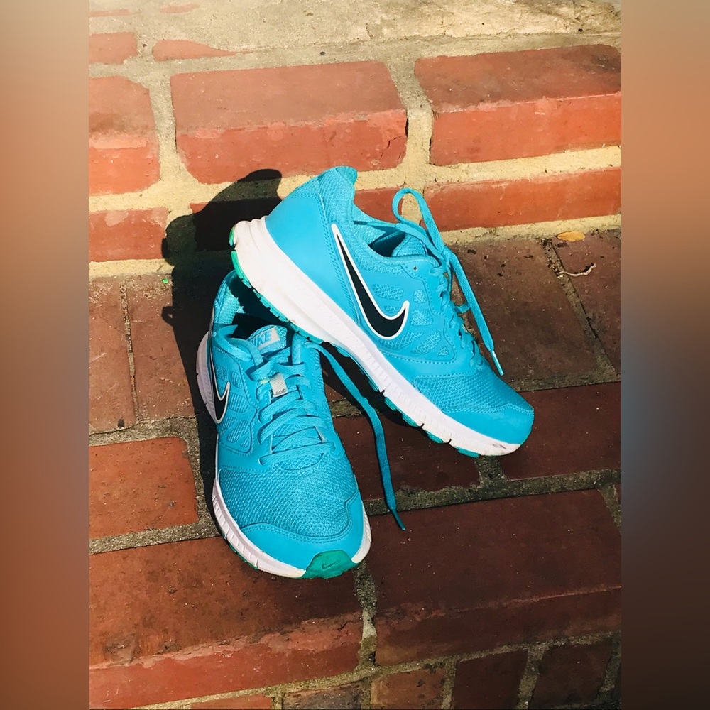 Women’s Nike Revolution 6 Running Shoes